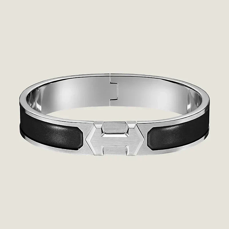 Hermes Super Black 18K Gold Bracelet