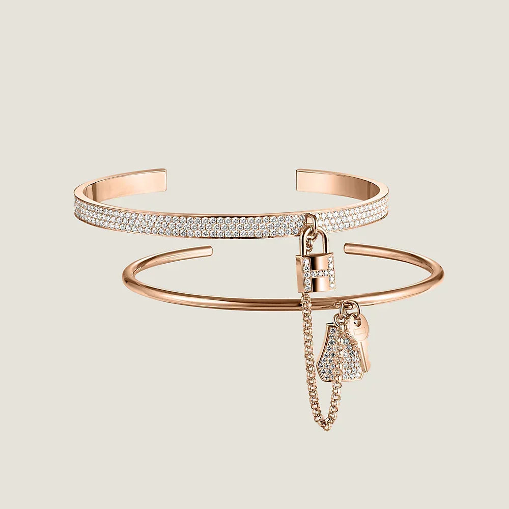 Hermes Kelly Cadenas 18K Gold Bracelet