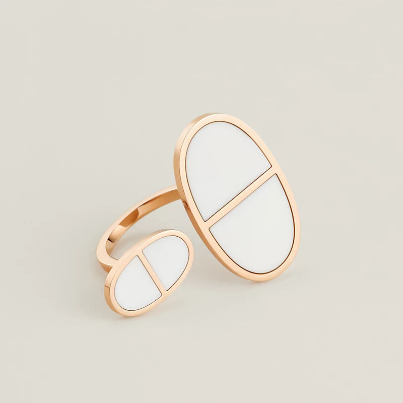 Hermes Chaine D'ancre Verso Large 18K Gold Ring