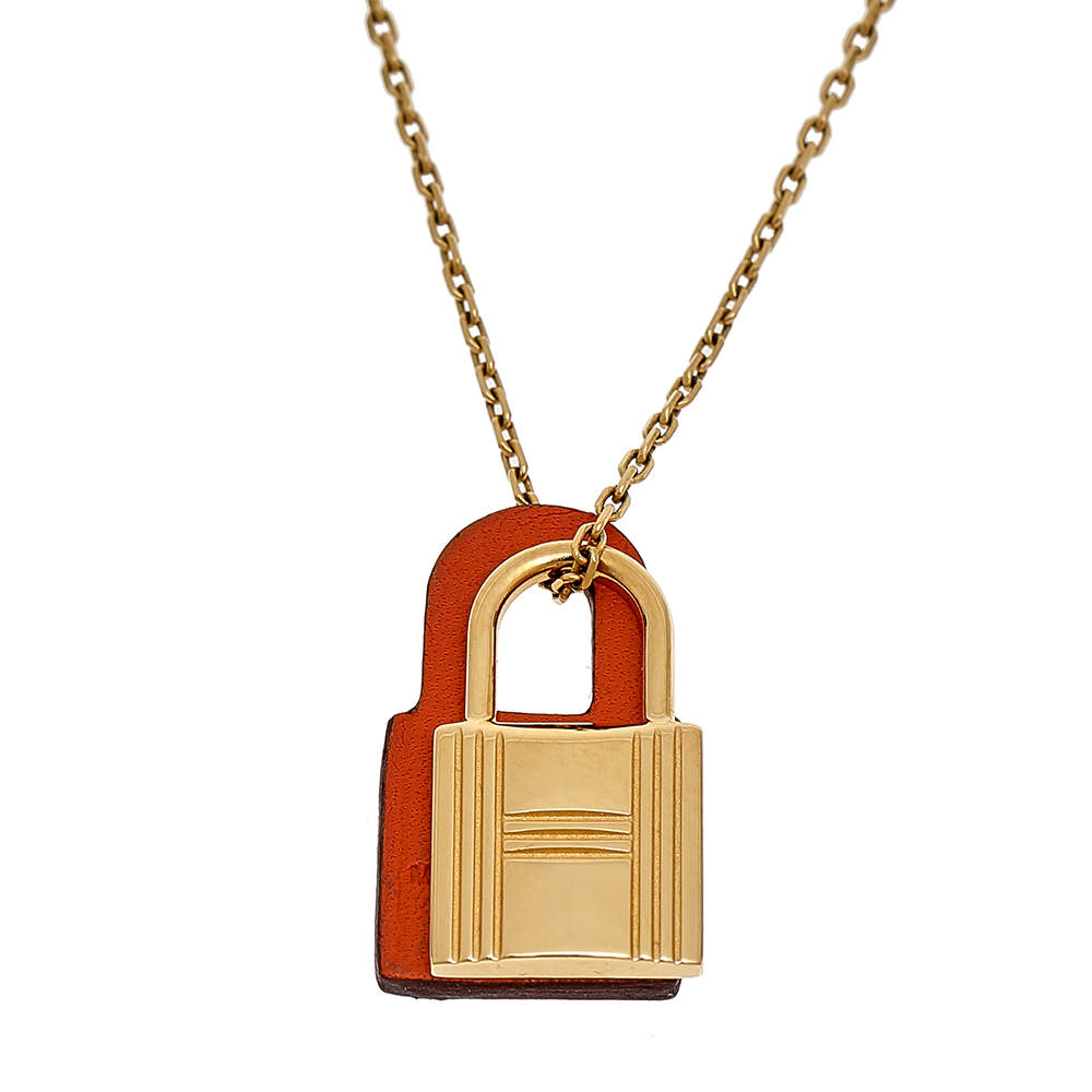 Hermes O'Kelly Pendant 18K Gold Necklace