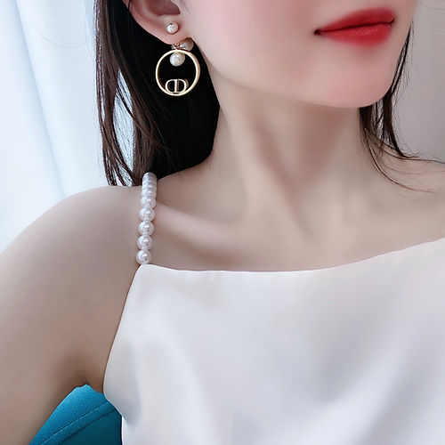 Dior Circle Pearls 18K Gold Earrings