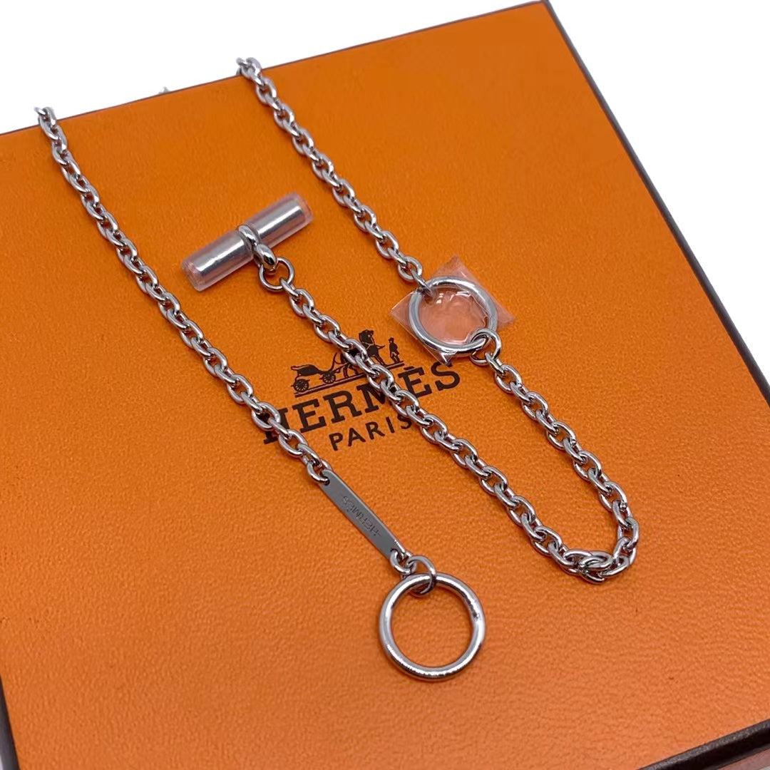 Hermes Panache Pendant 18K Gold Necklace