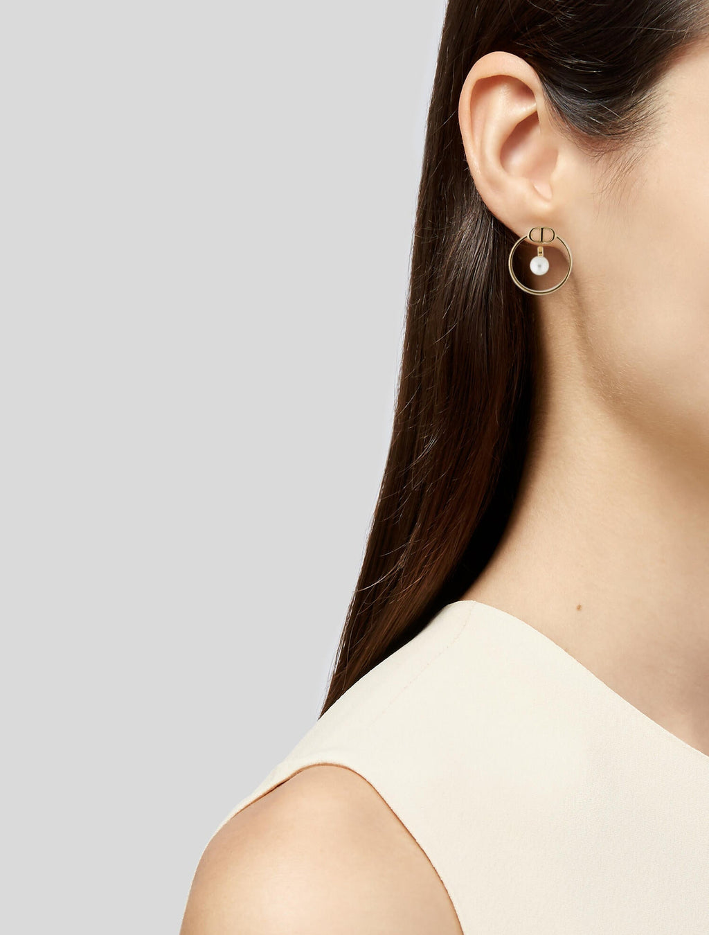 Dior 30 Montaigne Pearls 18K Gold Earrings