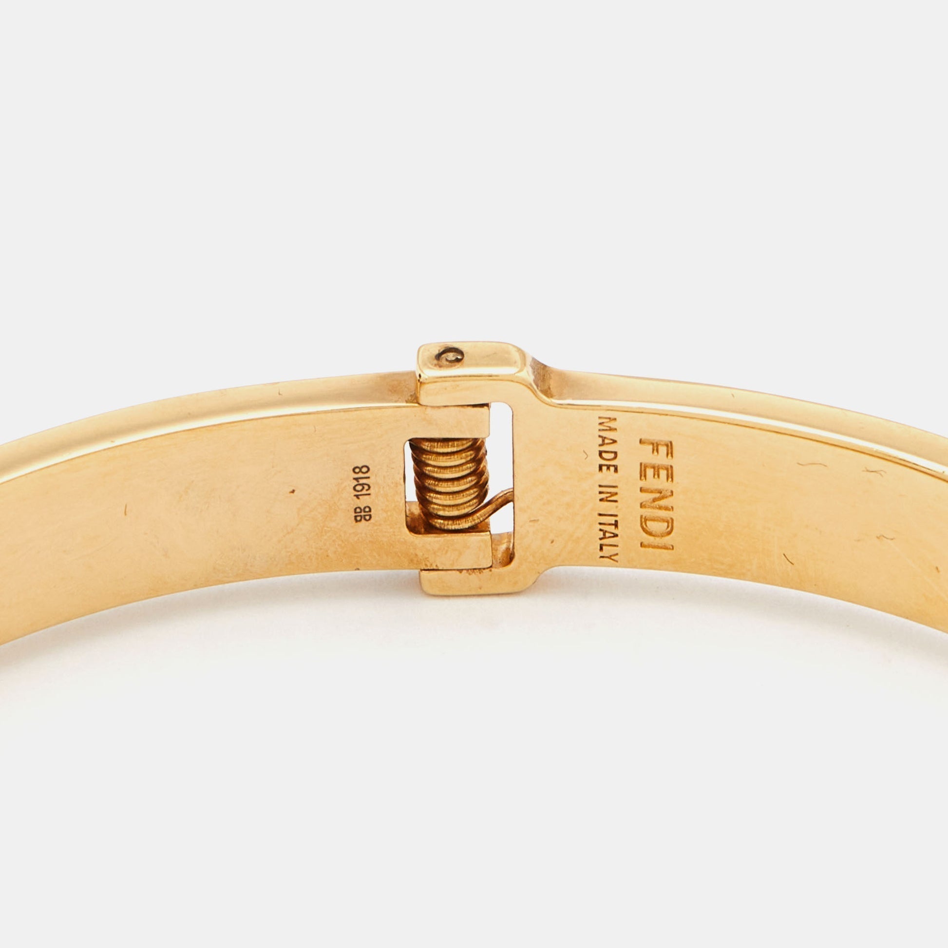 Fendi Pearls 18K Gold Bracelet