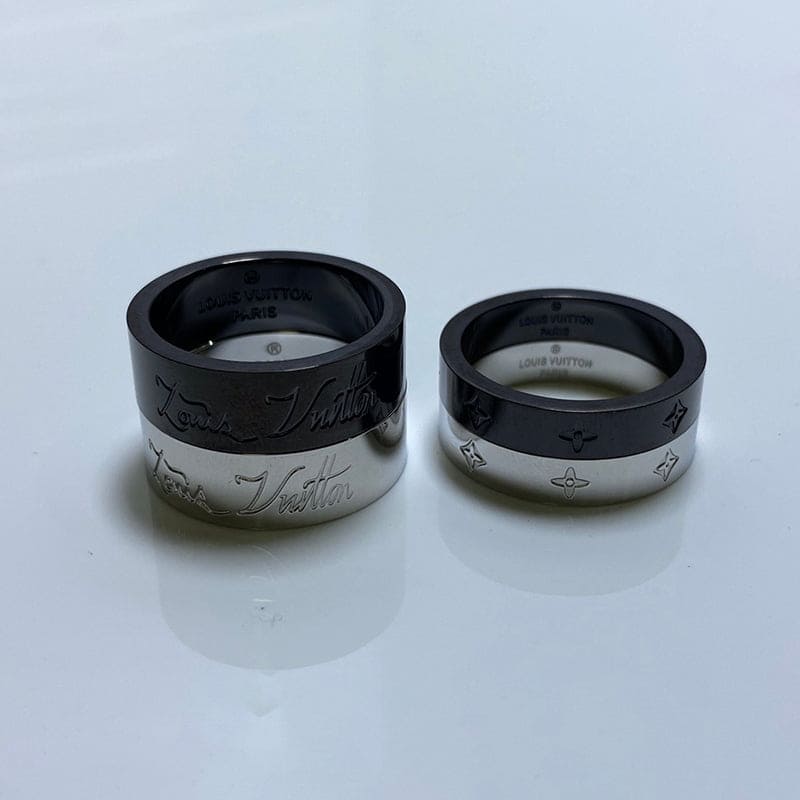 Louis Vuitton You & Me Set of 2 18K Gold Ring