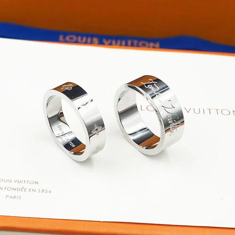 Louis Vuitton You & Me Set of 2 18K Gold Ring