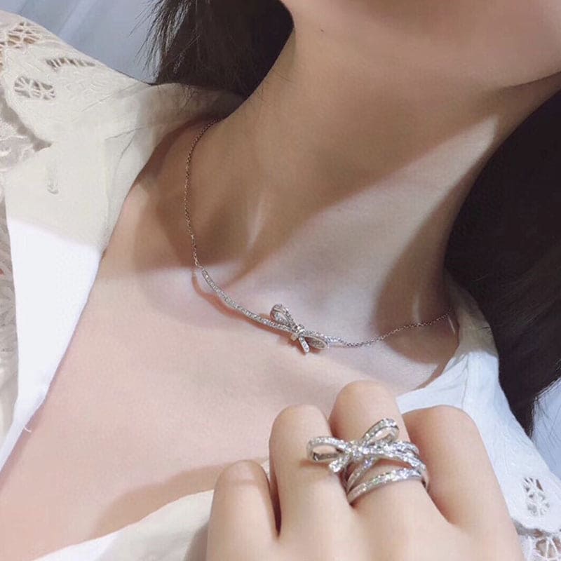 Chanel Diamonds Knot 18K Gold Ring