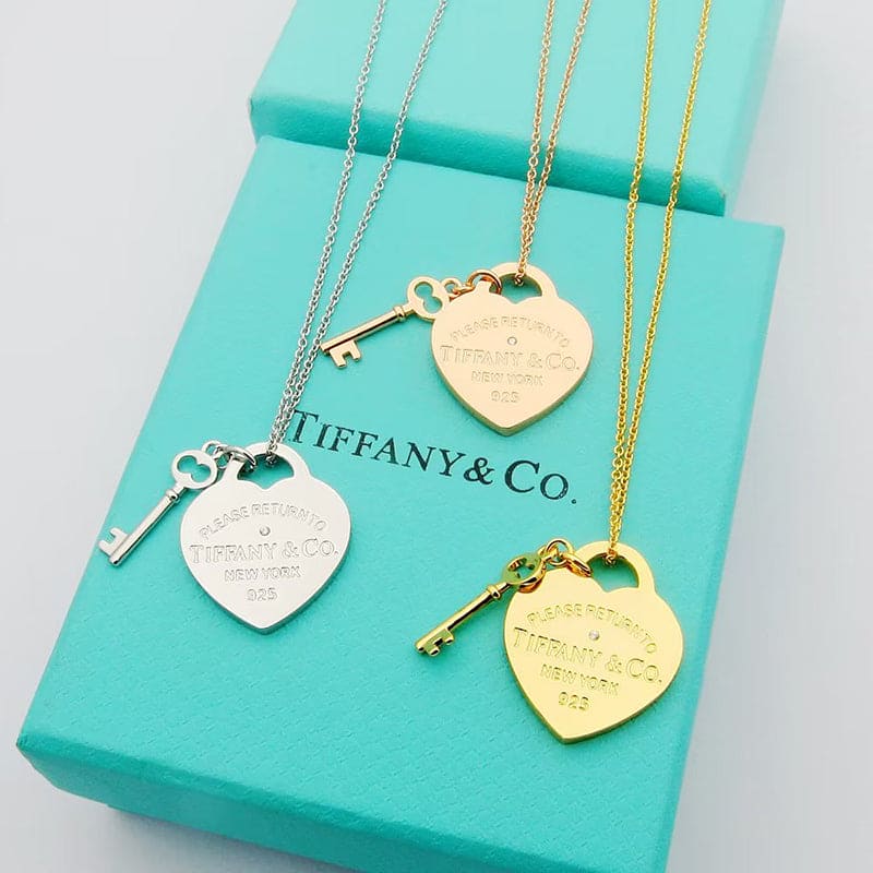 Tiffany Return to Heart & Key 18K Gold Necklace