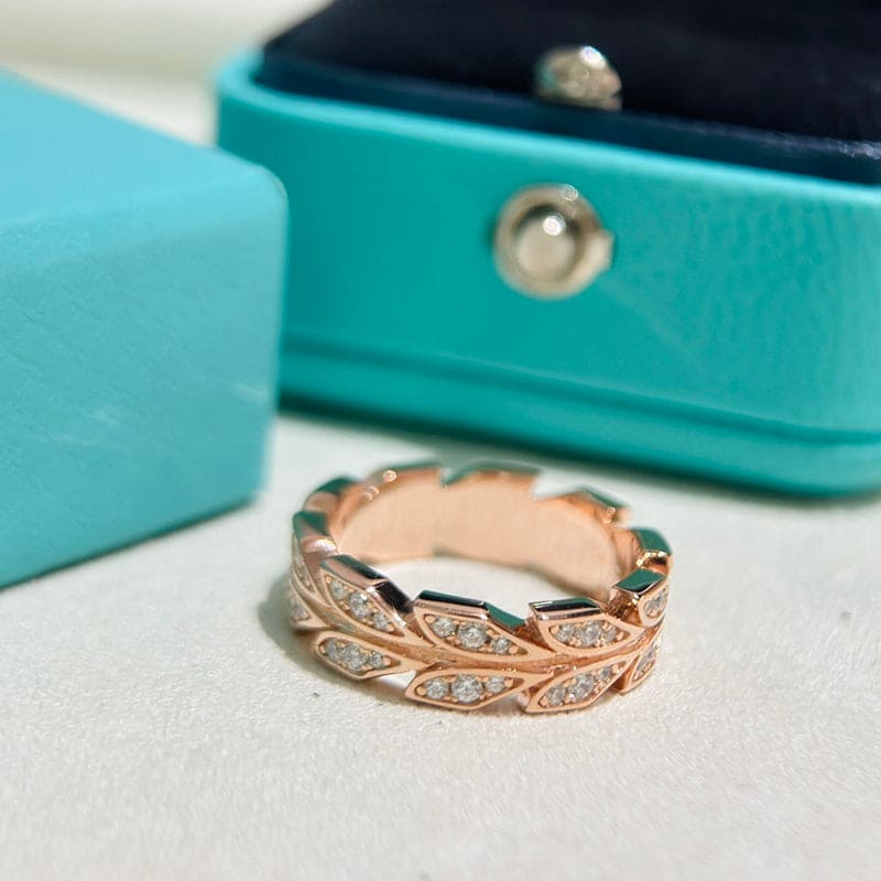 Tiffany Victoria Vine 18K Gold Ring
