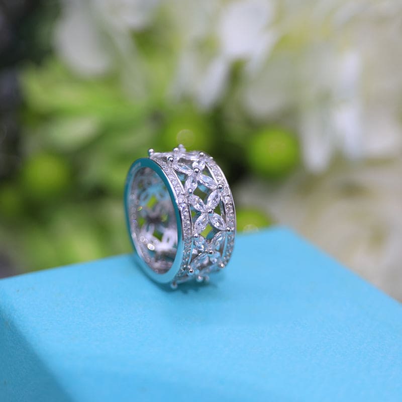 Tiffany Victoria 18K Gold Ring