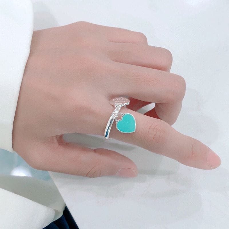 Tiffany Round & Heart Tag 18K Gold Ring