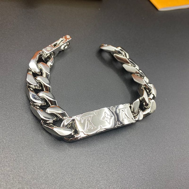 Louis Vuitton Monogram Logo Chain 18K Gold Bracelet