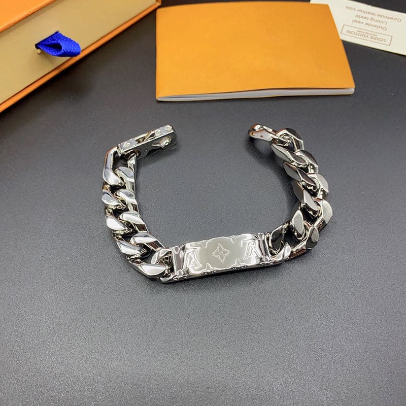 Louis Vuitton Monogram Logo Chain 18K Gold Bracelet