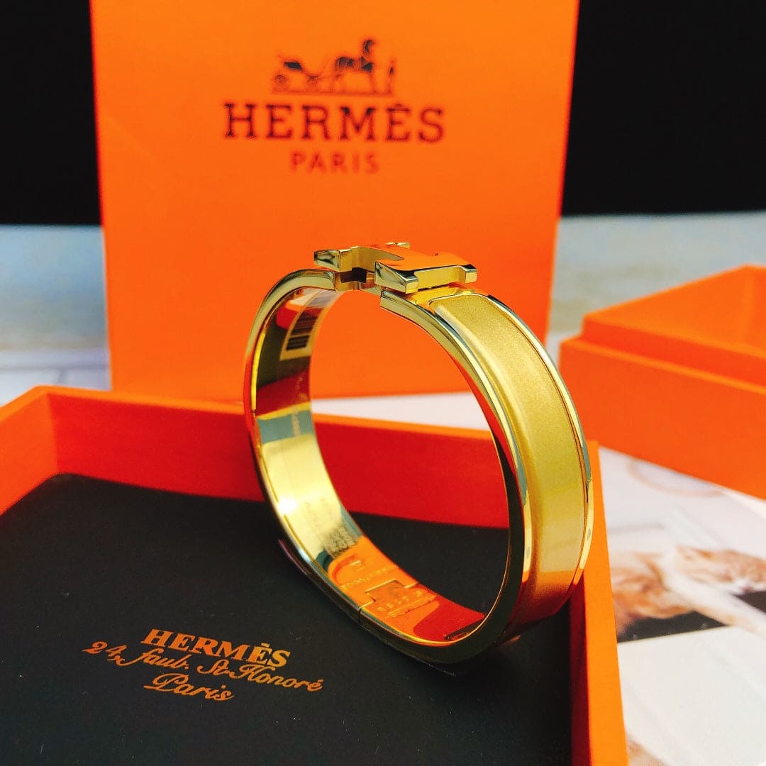 Hermes Clic Yellow 18K Gold Bracelet