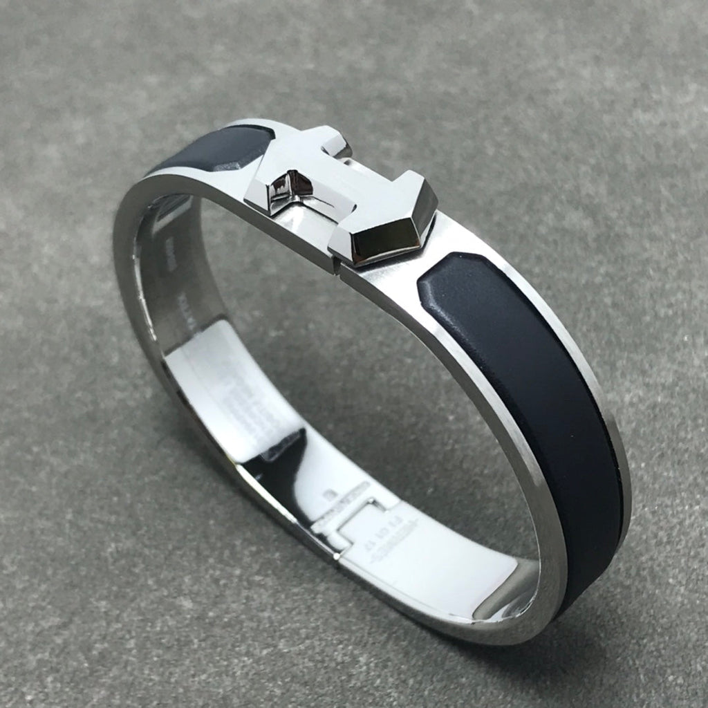 Hermes Super Black 18K Gold Bracelet