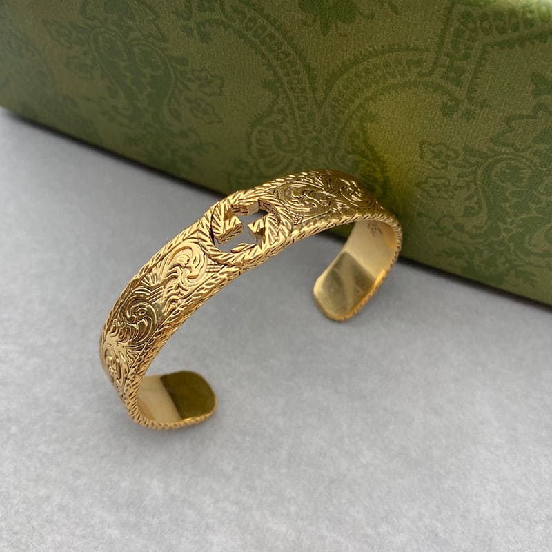 GucciOpen Bangle 18K Gold Bracelet
