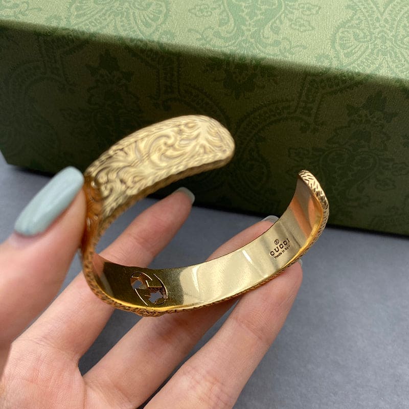 GucciOpen Bangle 18K Gold Bracelet