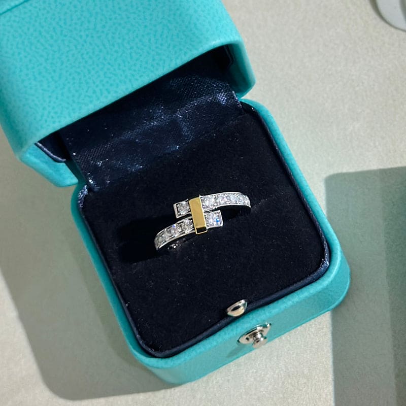 Tiffany Edge Bypass 18K Gold Ring