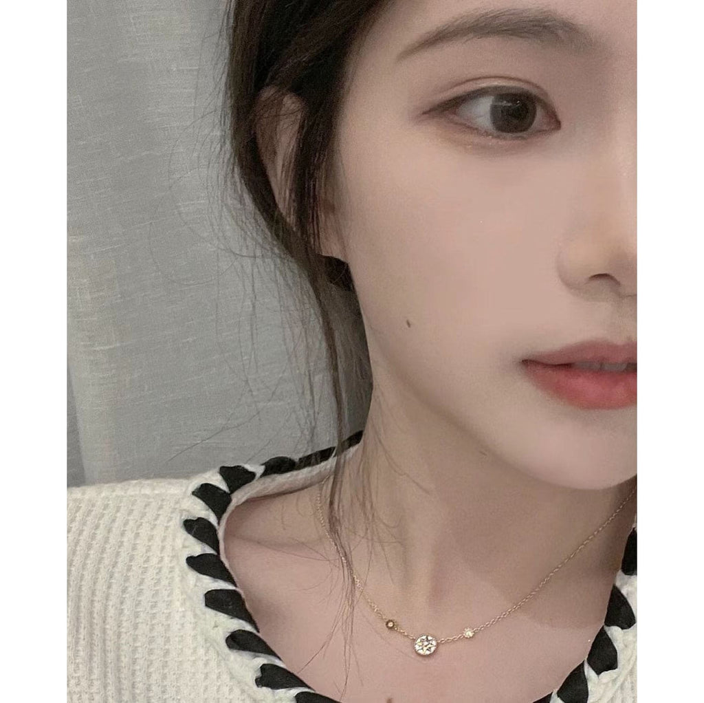 Dior Rose Des Vents Vintage 18K Gold Necklace