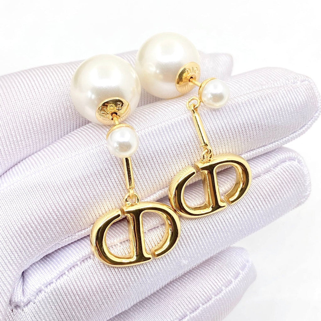 Tribales Pearl 18K Gold Earrings