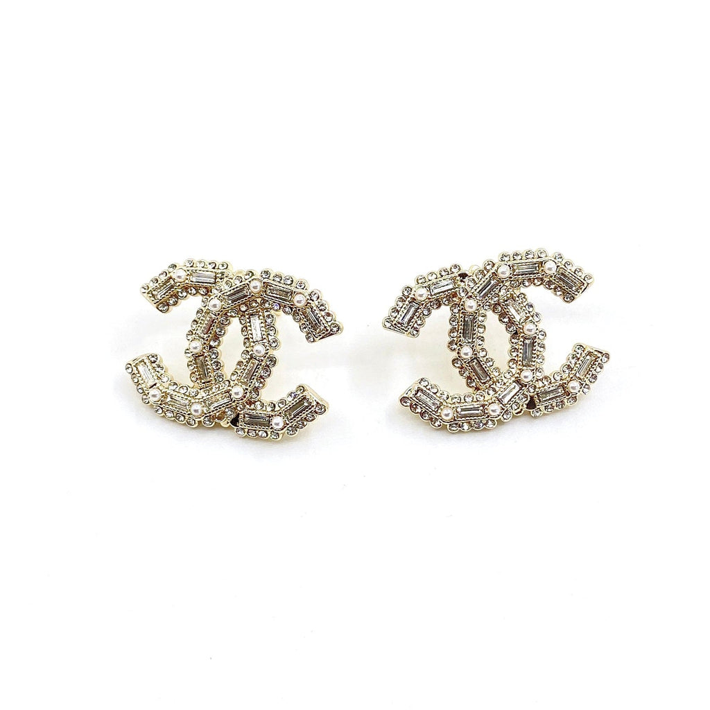 Chanel Push Back 18K Gold Earrings