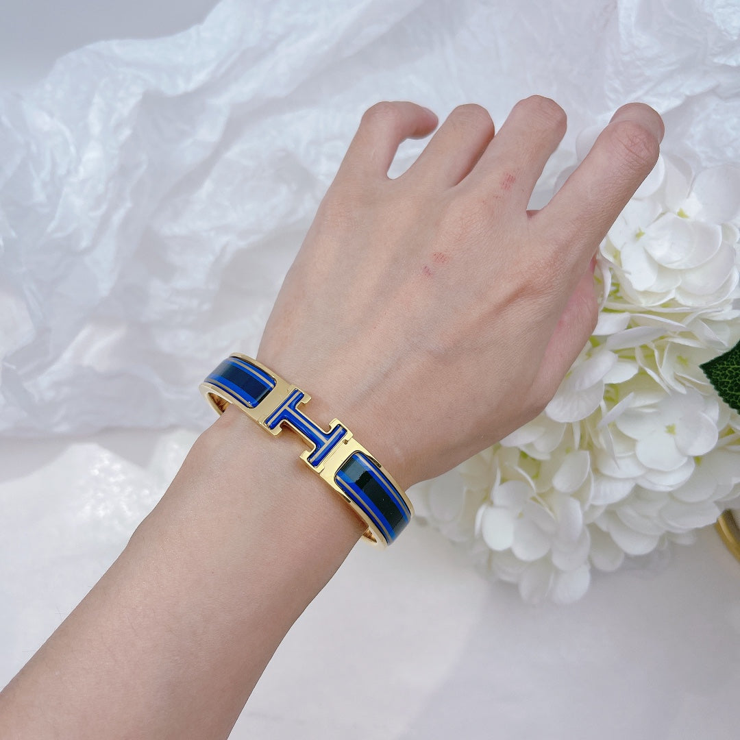 Hermes Clic Purple 18K Gold Bracelet