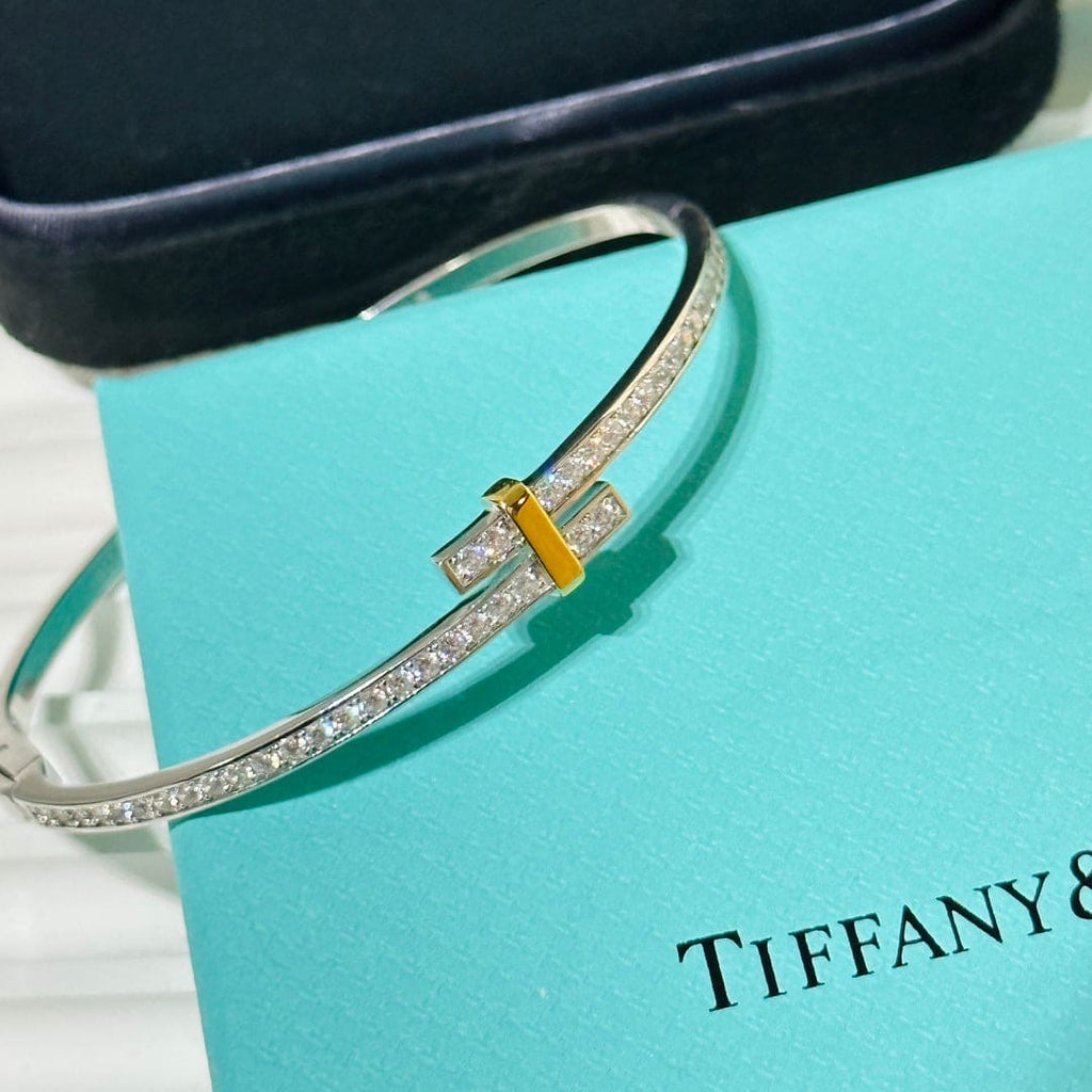 Tiffany Edge Hinged Bypass Bangle 18K Gold Bracelet