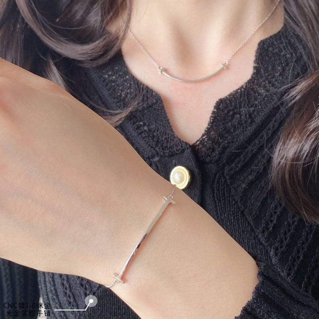 Tiffany Smile 18K Gold Bracelet