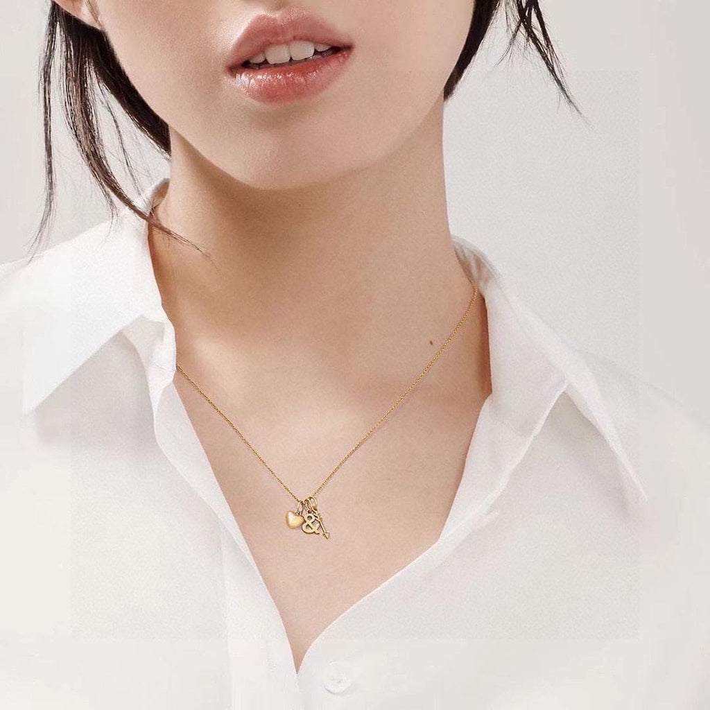 Tiffany Wine and Dine Pendant 18K Gold Necklace