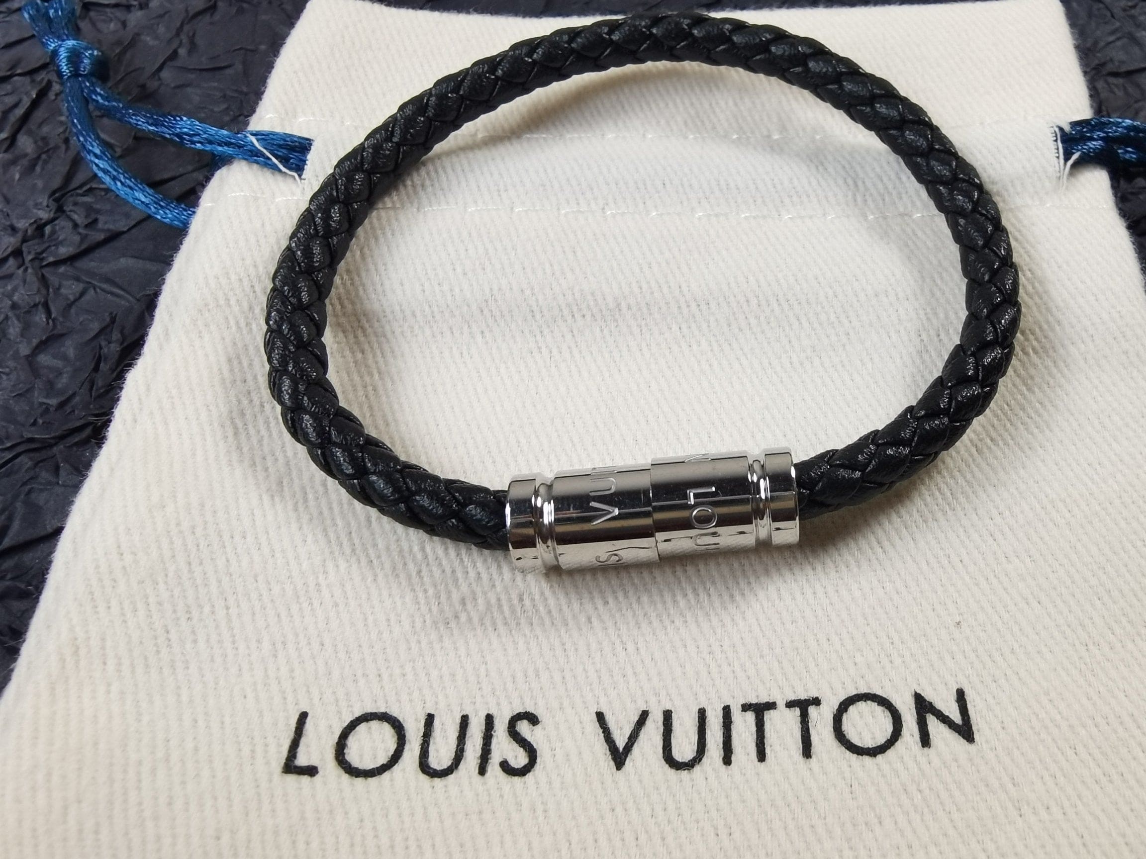 Louis Vuitton Keep It 18K Gold Bracelet