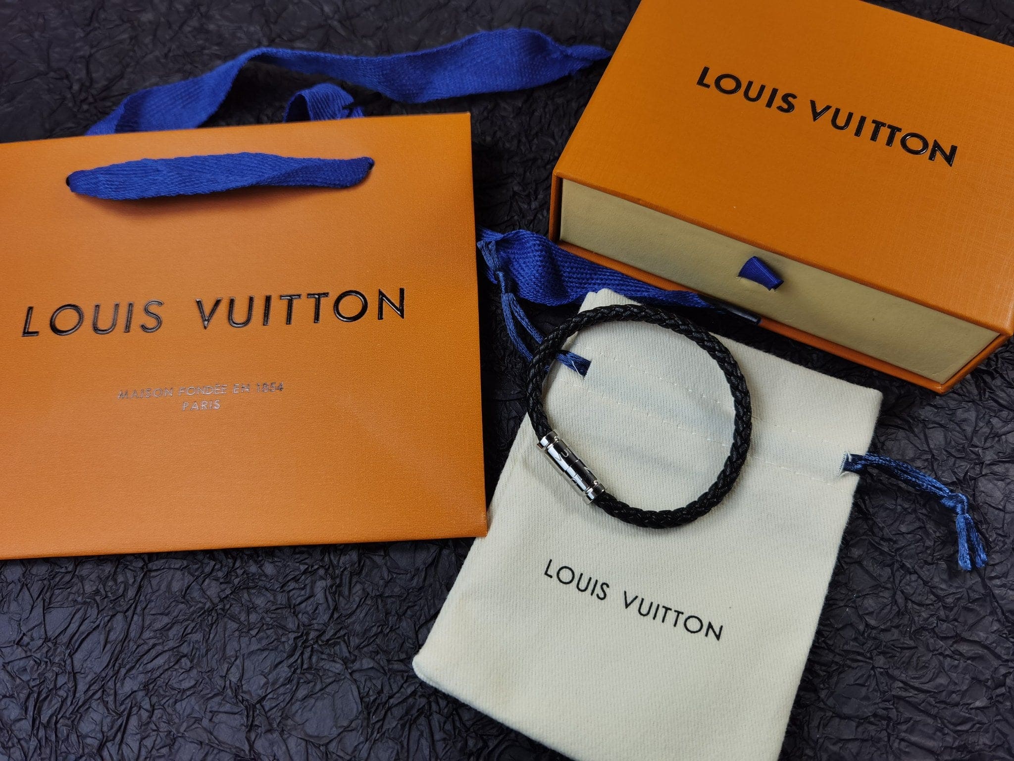Louis Vuitton Keep It 18K Gold Bracelet