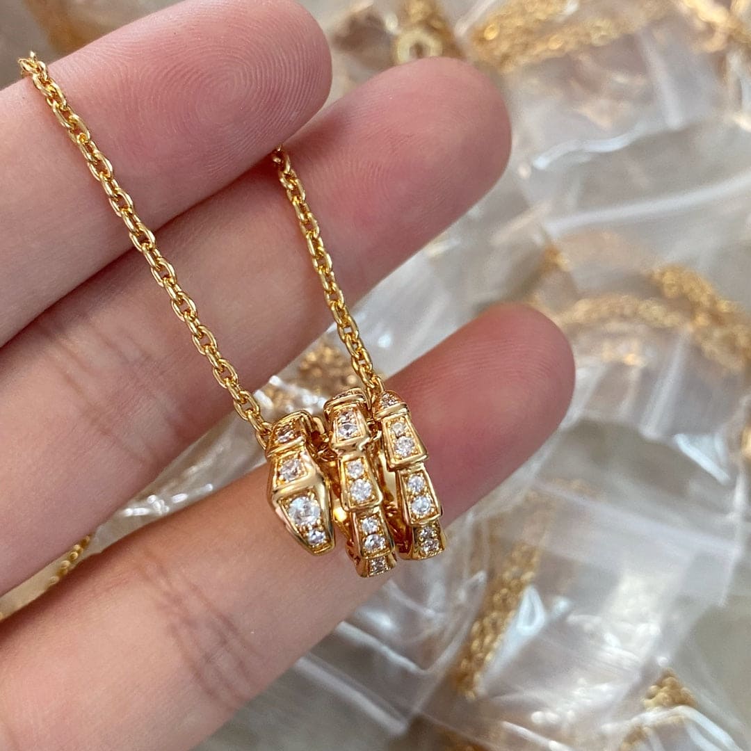 Bvlgari Serpenti Viper Pave Diamonds 18K Gold Necklace