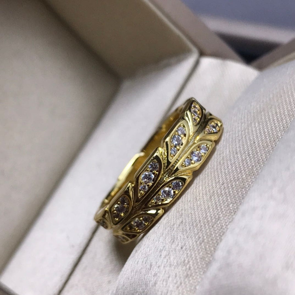 Victoria Vine 18K Yellow Gold Ring
