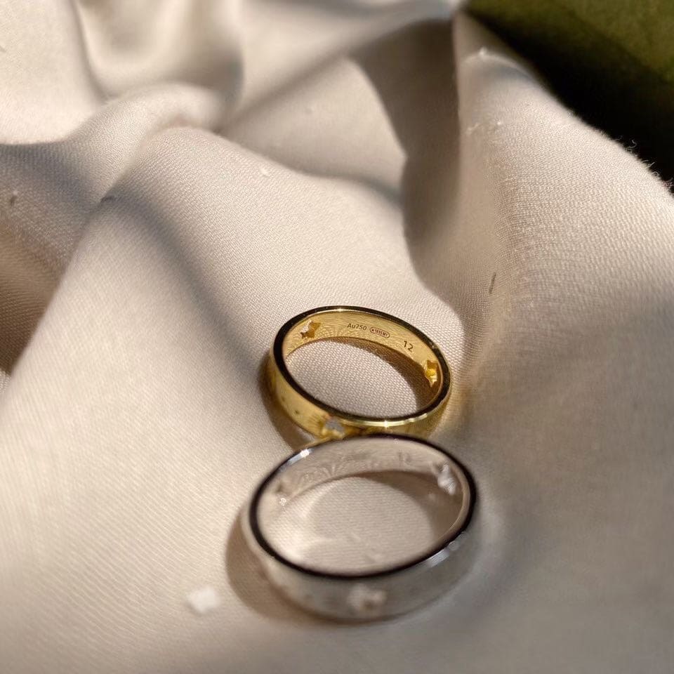 Gucci Double 18K White Gold Ring