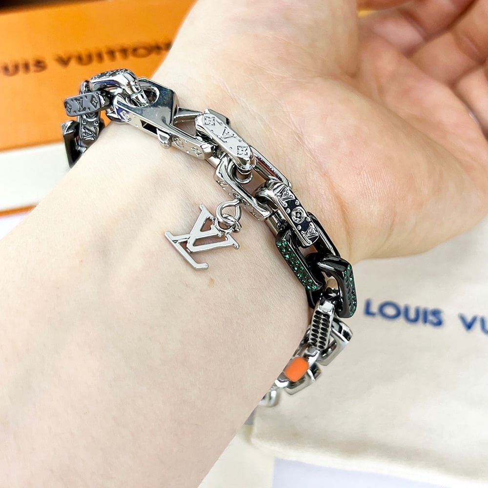 Louis Vuitton Paradise Chain 18K Gold Bracelet