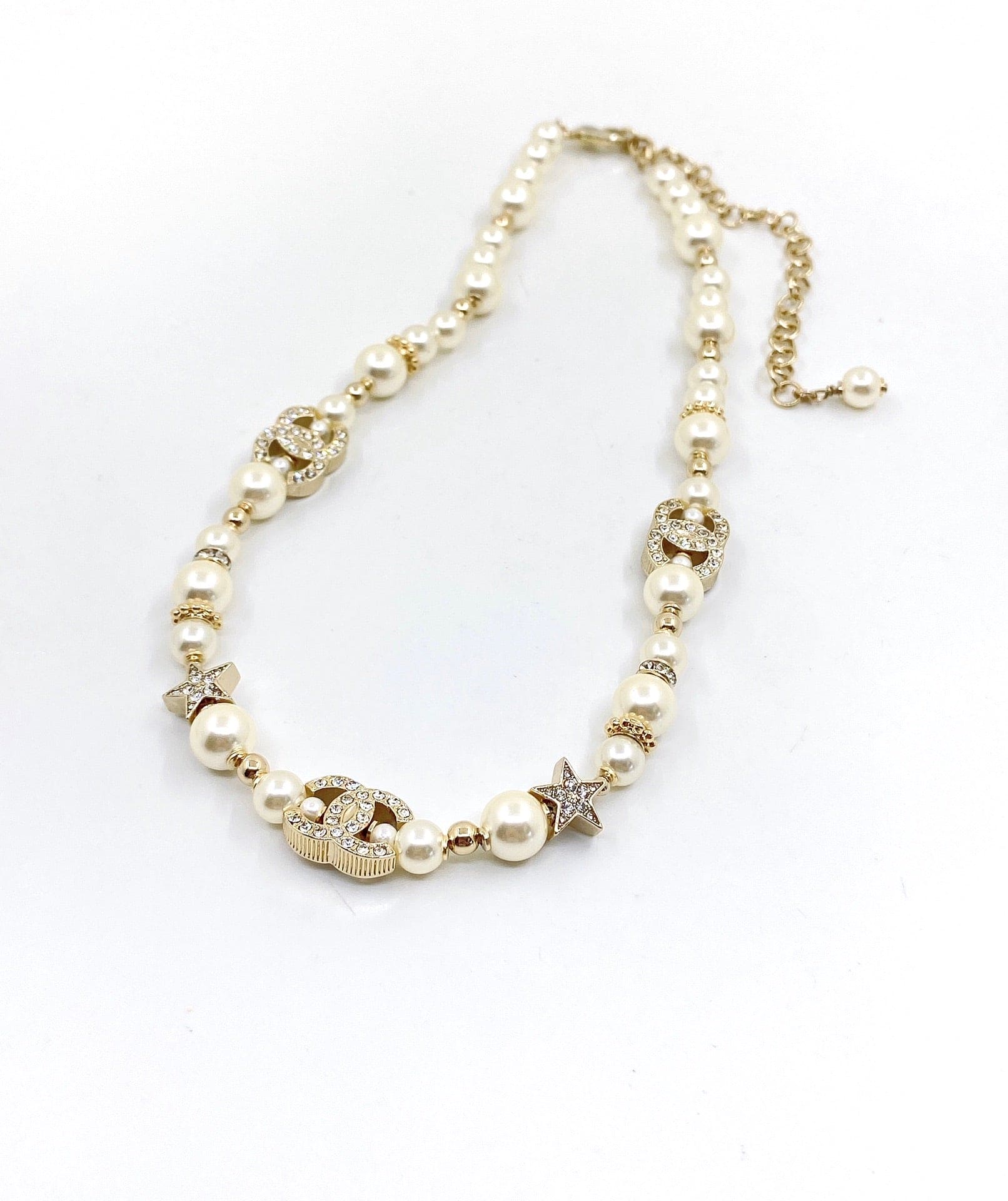 Chanel Pearl Diamonds 18K Gold Necklace