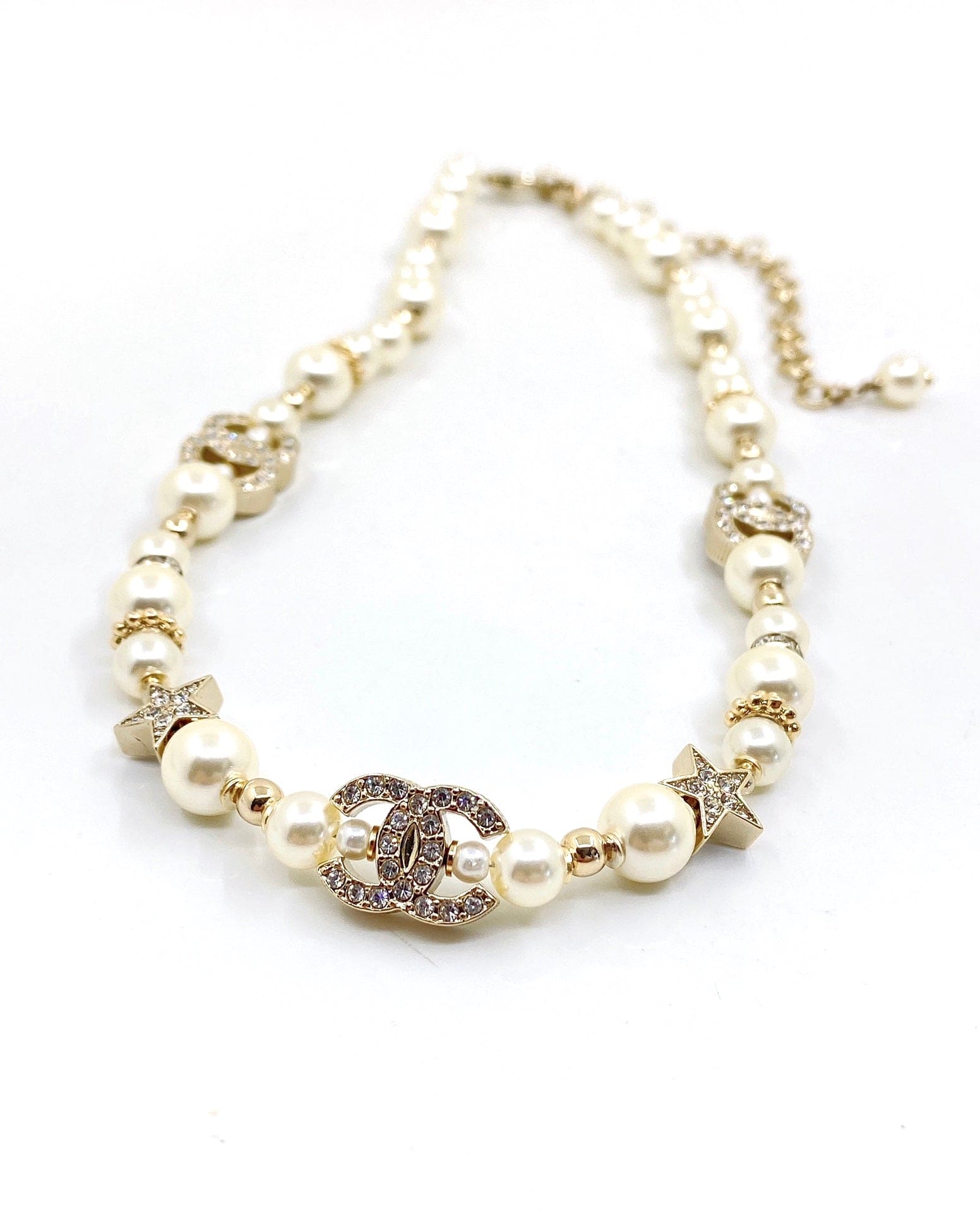 Chanel Pearl Diamonds 18K Gold Necklace