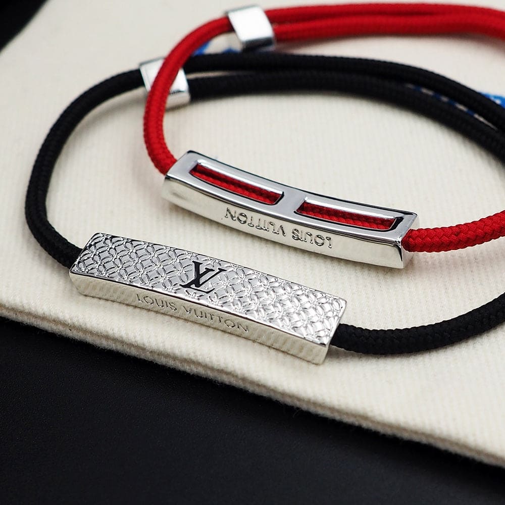 Louis Vuitton Champs Elys ̈¦es Blue 18K Gold Bracelet