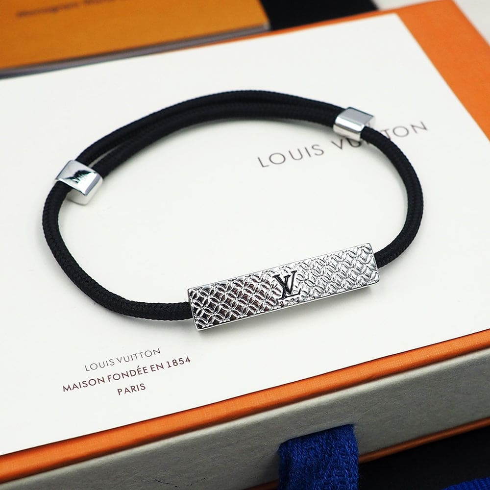 Louis Vuitton Champs Elys ̈¦es Black 18K Gold Bracelet