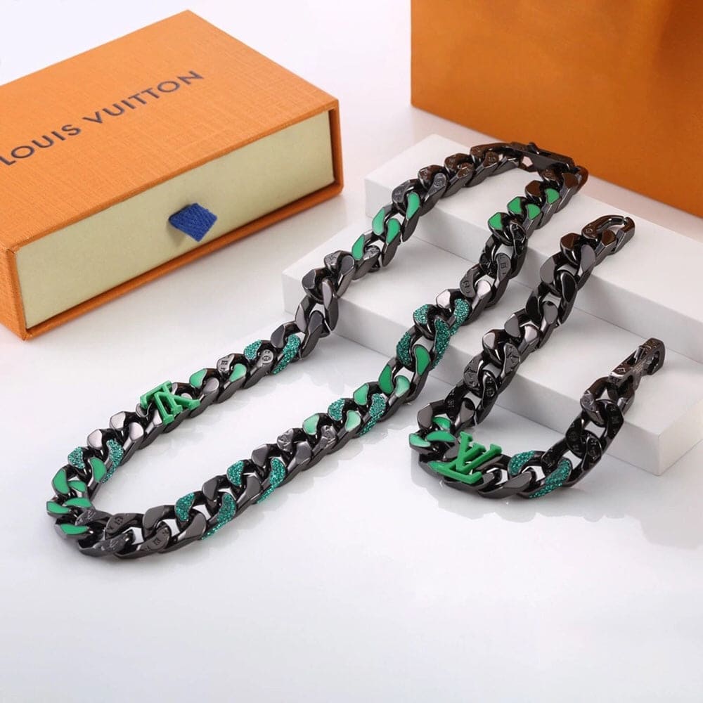 Louis Vuitton 2054 Chain Link 18K Gold Necklace