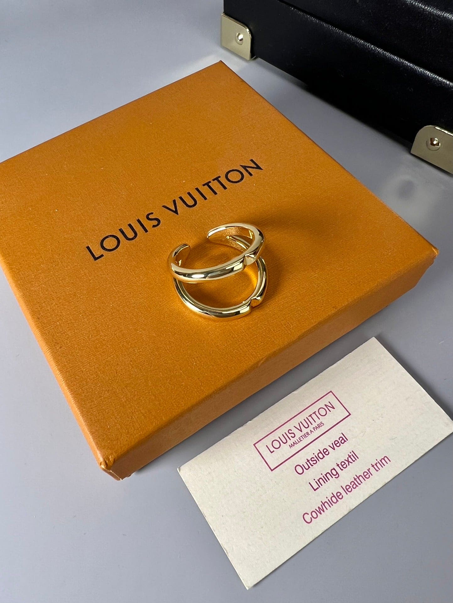 Louis Vuitton Volt Upside Down 18K Gold Ring