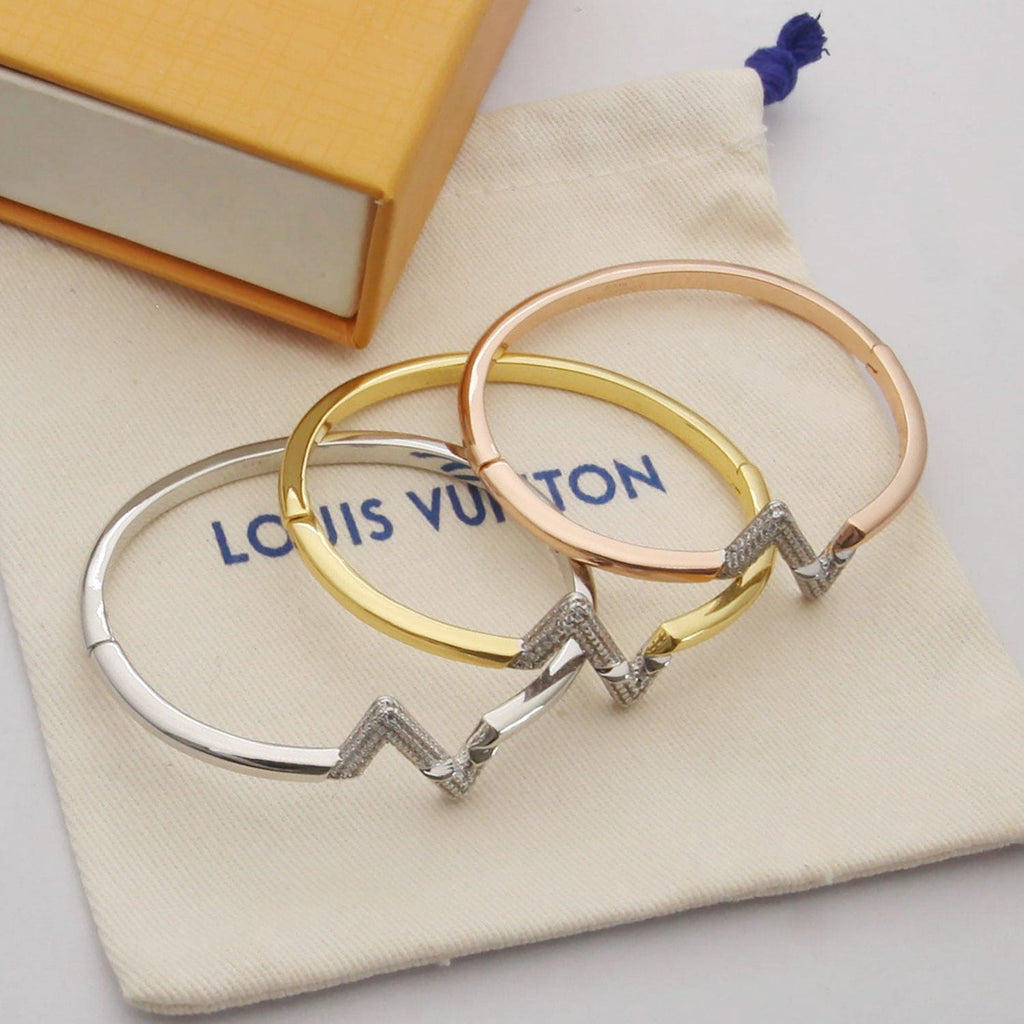 Louis Vuitton Volt Upside Down 18K Gold Bracelet