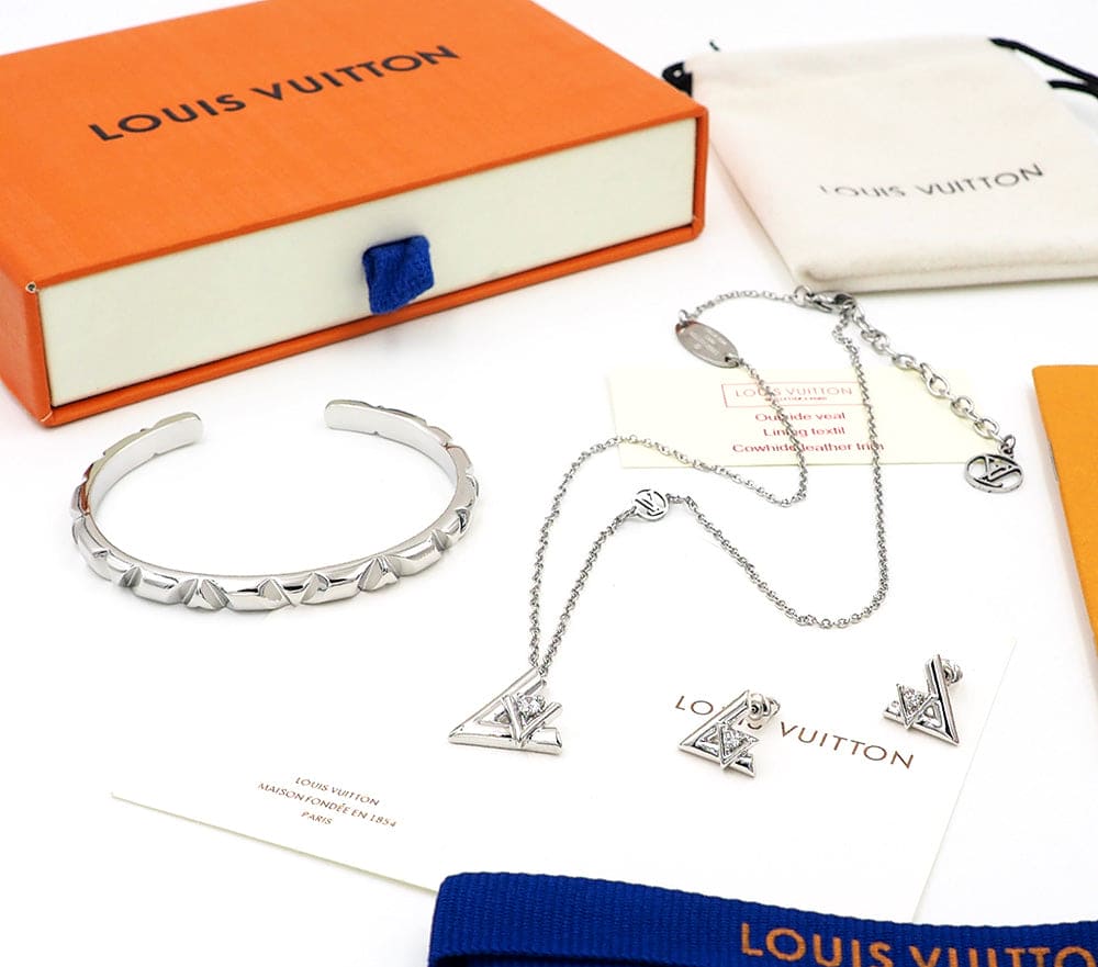 Louis Vuitton Volt One 18K Gold Necklace