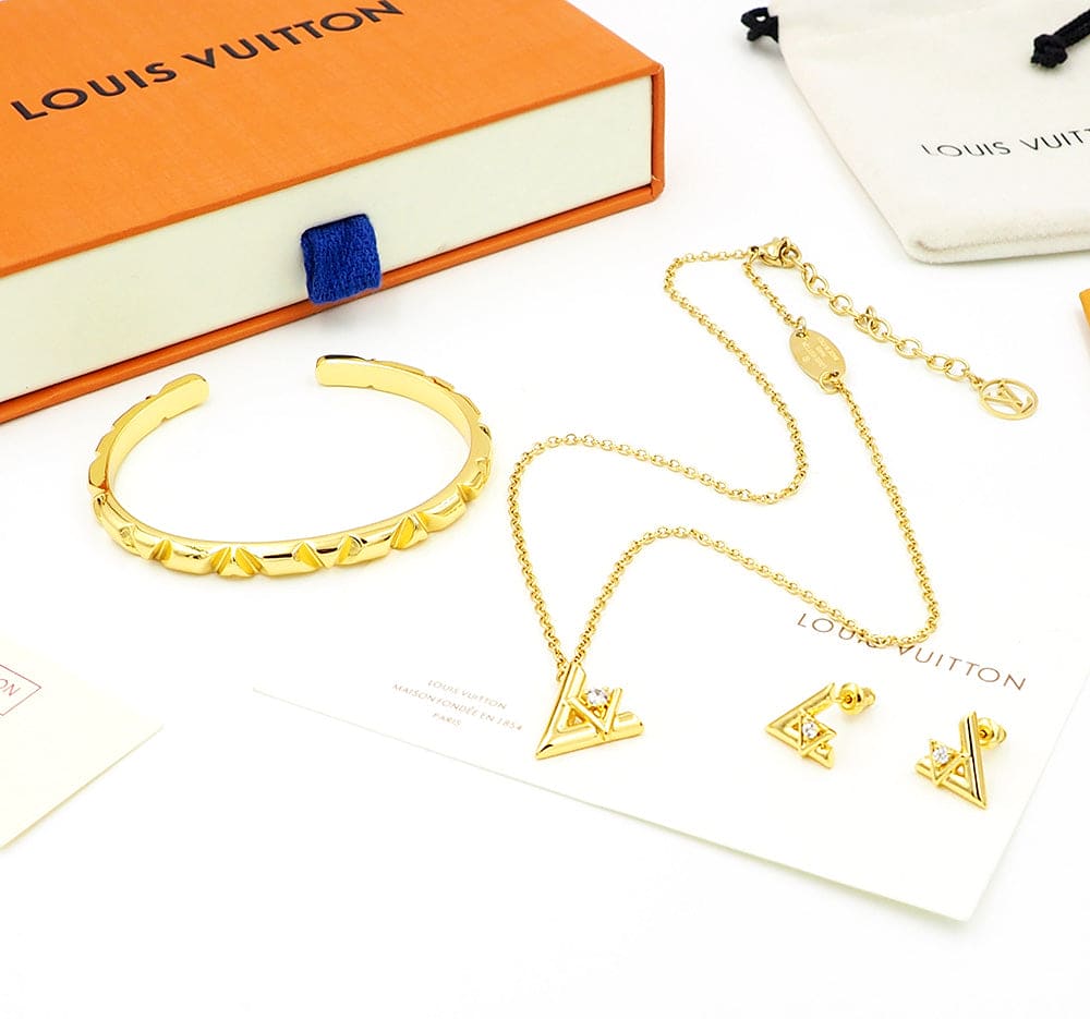 Louis Vuitton Volt One 18K Gold Necklace