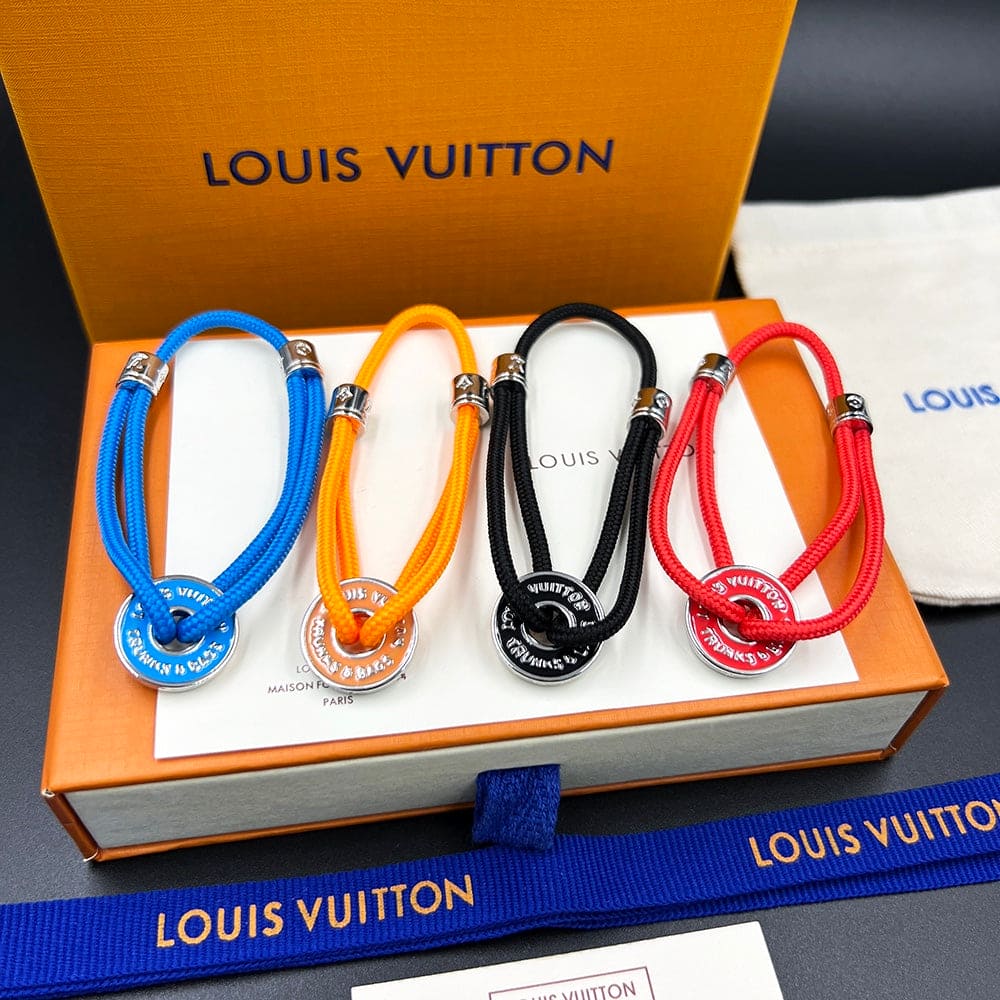 Louis Vuitton Disc 18K Gold Bracelet