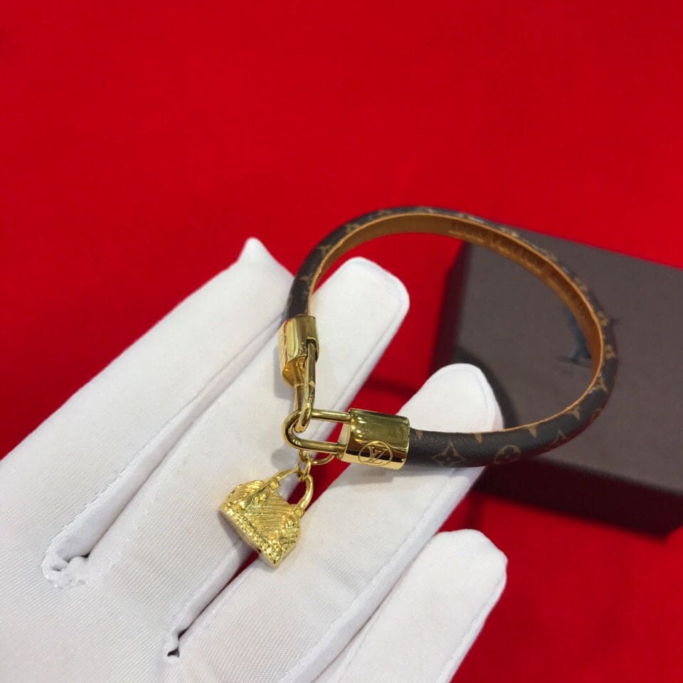 Louis Vuitton Alma 18K Gold Bracelet