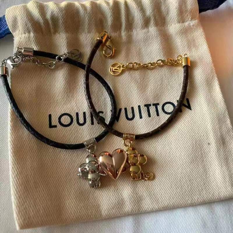 Louis Vuitton Vivienne Amour 18K Gold Bracelet