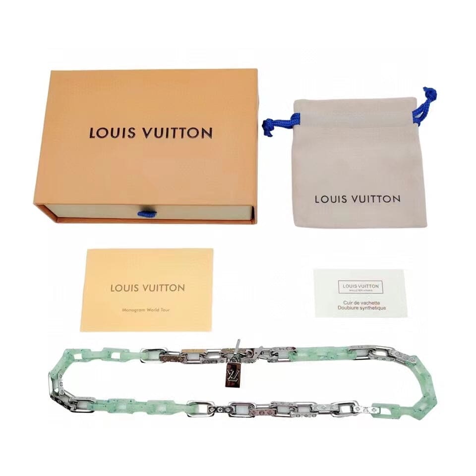 Louis Vuitton Sculpture 18K Gold Necklace