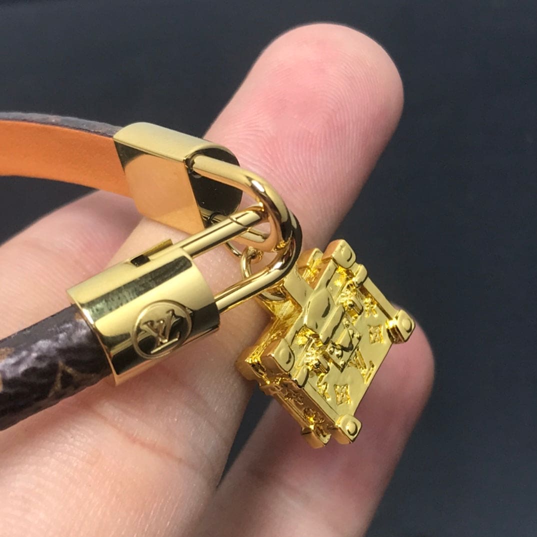 Louis Vuitton Petite Malle Charm 18K Gold Bracelet