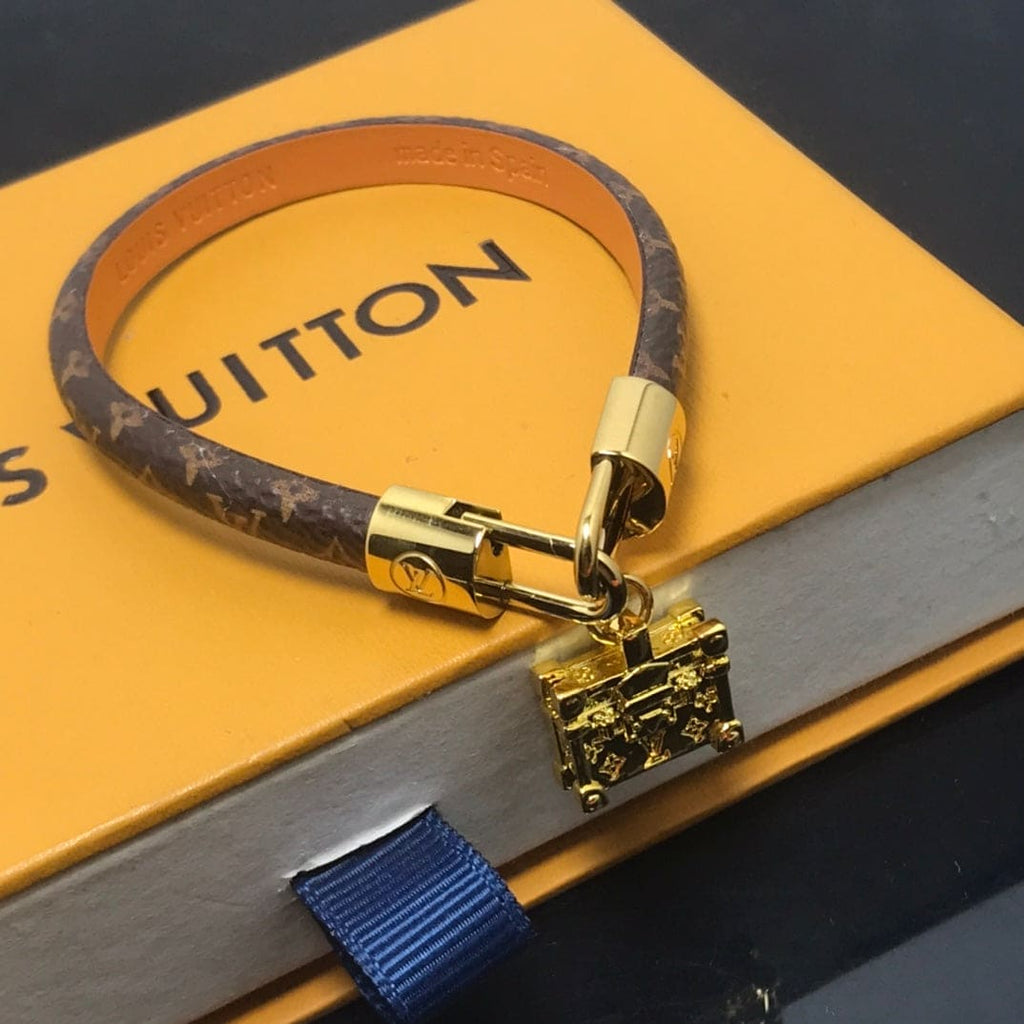 Louis Vuitton Petite Malle Charm 18K Gold Bracelet